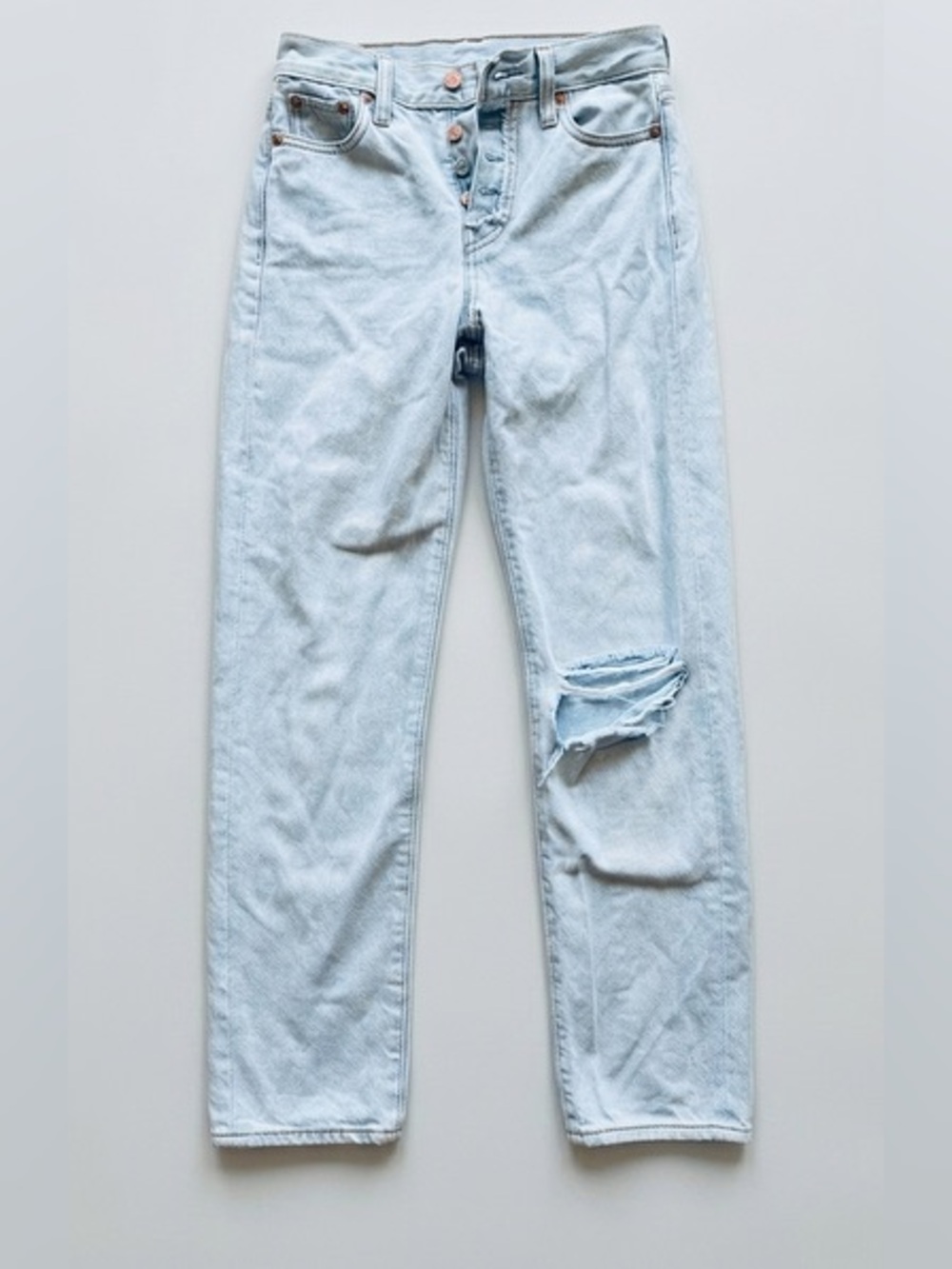 NEW: Levi's Premium Wedgie Straight Light Blue Single Knee Ripped Jeans